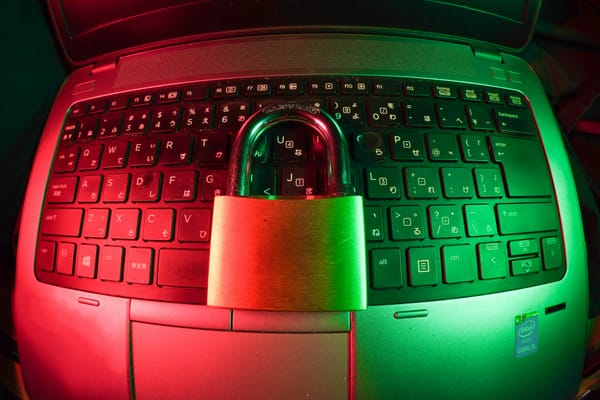 Critical WordPress Flaw Exploited, SonicWall Backup Breach, Oracle Zero-Day Patched